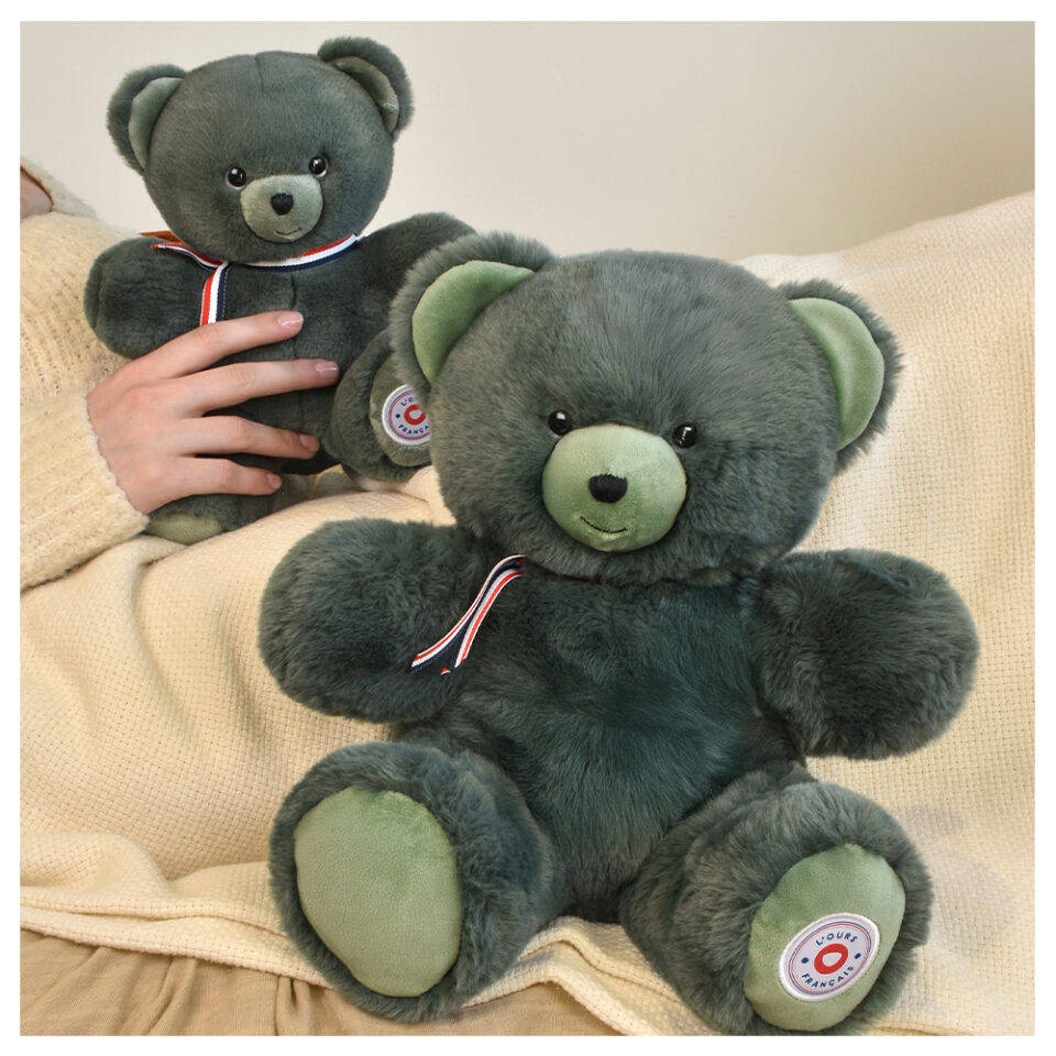 L'ours français - ours kaki 35cm ambiance